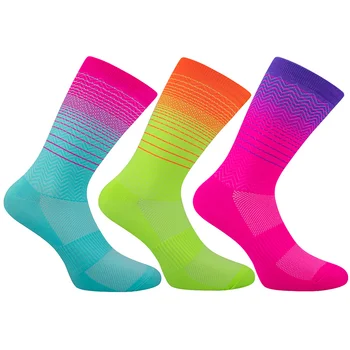 Носки дышащие 2023 Профессиональные велосипедные мужские женские велосипедные спортивные носки дорожные велосипедные носки уличные гоночные носки 4 цвета